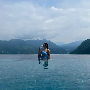 Paradiso 3* Brunate