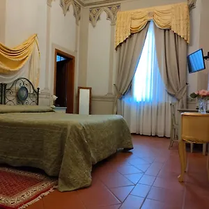 Hotel Cheli, Lukka